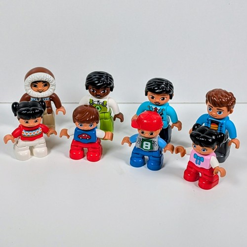 Lego duplo mini figures - 8, air